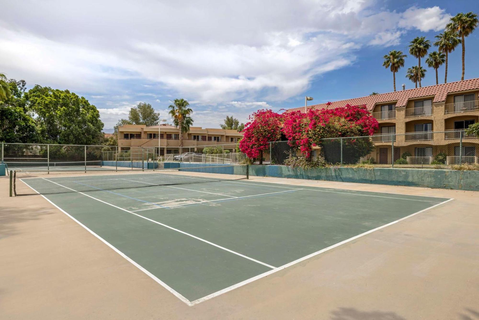 Best Western Plus Palm Desert Resort Luaran gambar